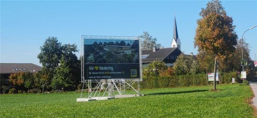 An dieser Stelle wird der Lebensmittelmarkt in Riedering errichtet.Foto Kirchner