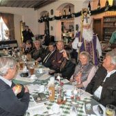 Heimat: Kuchen, Mundart und Musik