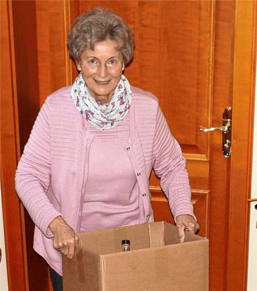 Aufbruchstimmung im Advent: Ingeborg Kullmann hat wieder neuen Lebensmut gefasst und krempelt deshalb erst einmal ihre Wohnung um. Dass dabei keine Weihnachtsstimmung aufkommt, stört sie ganz und gar nicht.Foto  Gerlach
