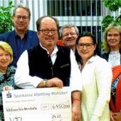 Geschenk für die VfL-Jugend