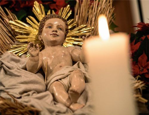 Das Christkind ist eine Symbolfigur des Weihnachtsfestes. Foto dpa