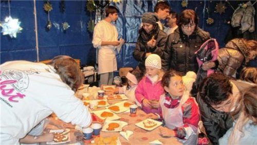 Das Sternenzelt verwandelt sich am Sonntag, 15. Dezember, in eine riesige Backstube.Foto stettner