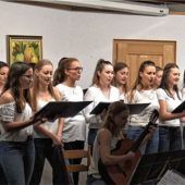 Jugendchor begeistert die Zuschauer