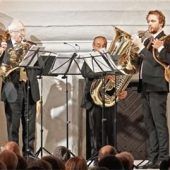 Schloss Amerang: Die Stunde der Blechbläser und Hornisten