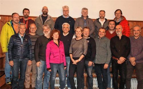 Die Gemeinderatskandidatinnen und -kandidaten der „Bürger für Griesstätt“.