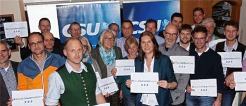 Die Kandidaten des CSU-Ortsverbandes Bernau für die Kommunalwahl 2020. Foto re