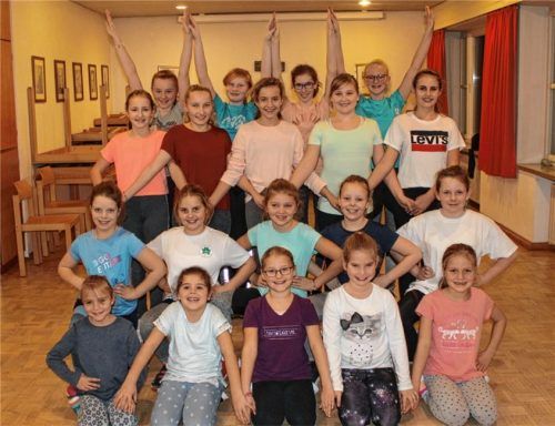 Die Kinder- und Jugendgarde ist schon mitten im Training für die kommende Saison. Foto  re