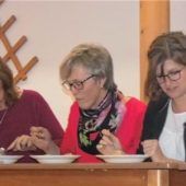 Grünthal lacht und hält zusammen