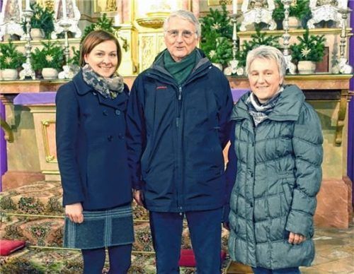 Die neue Vorsitzende Silvia Golshani (rechts) mit ihrer Stellvertreterin Beate Kröll und Schriftführer Hans Brassel.Foto re