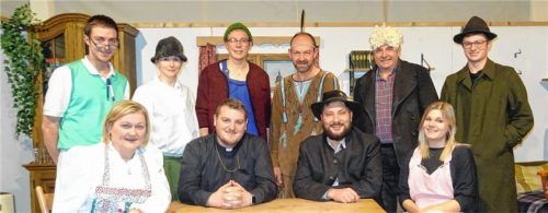 Die Theaterspieler sind bereits fleißig am Proben. Die Theatergruppe des Schützenvereins zieht es dieses Mal in den Wilden Westen.Foto re