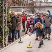 Christbaum, Kasperl und viel Freude