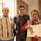 Engagement auf dem Eis