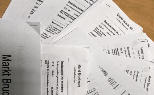 Für die kompetente Vorbereitung der Gemeinderatssitzungen mit ausführlichen Beschlussvorlagen gab es ein fraktionsübergreifendes Lob für die Bruckmühler Verwaltung. Foto  RE