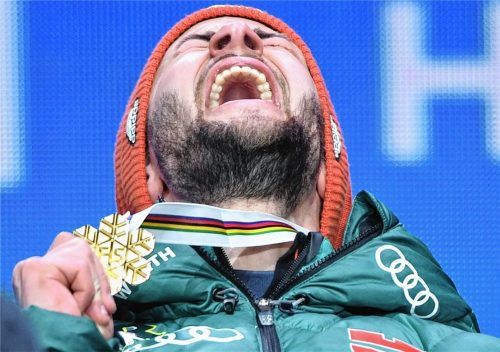 „Ich habe die ganzen Enttäuschungen rausgeschrien“: Markus Eisenbichler nach seinem Einzel-Gold.Foto dpa