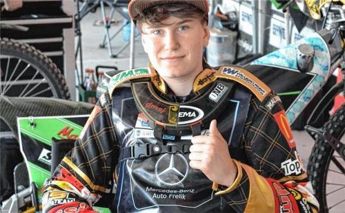 Kommt am 27. Dezember nach Wasserburg: Vizeweltmeisterin Celina Liebmann. Wird sie nur Autogramme geben oder darf sie auch fahren? Foto Archiv