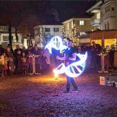 Winterwald: Premiere im Lichterschein