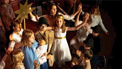 Mini-Krippenspiel der Chor- und Theaterklasse. Foto RE