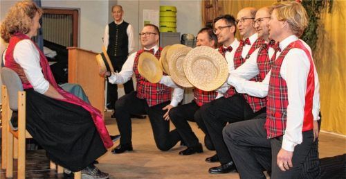 Mit ihrem A-cappella-Gesang begeisterten „Die Tonträger“ aus Bad Aibling das Publikum. Fotos  Strim