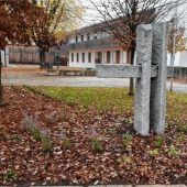 Blumen gegen Hinterlassenschaften
