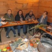 Weihrauch, Myrrhe und Zimt gehen in Rauch auf