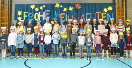 Seinen großen Auftritt hatte der Chor der Beethoven-Grundschule. Foto  re