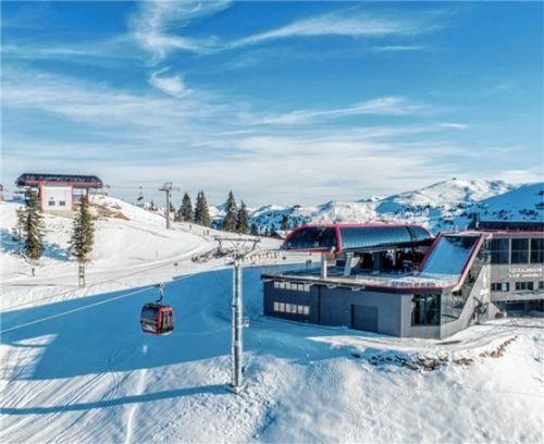 Setzt Standards in Sachen Nachhaltigkeit und technische Innovation: die Fleckalmbahn NEU in Kitzbühel wurde nach nur achtmonatiger Bauzeit feierlich eröffnet. Foto Michael Werlberger