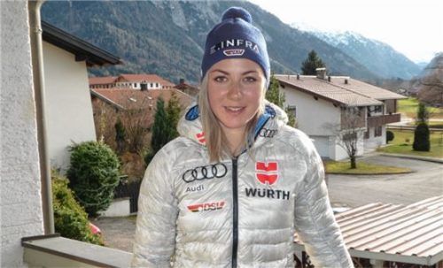 Sie fühlt sich in Ruhpolding sehr wohl – und will in dieser Saison international möglichst erfolgreich sein: Skilangläuferin Nadine Herrmann. Foto  Hohler