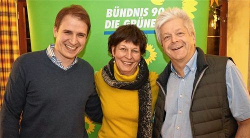 Sie führen die offene grüne Liste für die Gemeinderatswahl an: Andreas Fischer (von links), Claudia Pickart und Michael Hefer.Foto  Meling