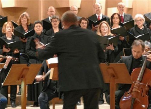 Simon Steinkühler führte das Orchester an und produzierte einen flüssigen und gehaltvollen barocken Klang. Foto Janka