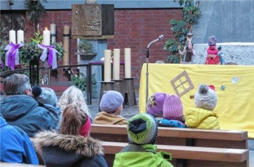 Stabpuppen begeisterten die Gottesdienstbesucher. red