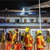 Feuer in Pensionlöst Großeinsatz aus