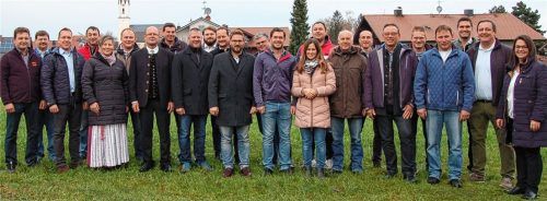 Wollen sich für Griesstätt politisch engagieren: die Liste „Gemeinsam für unsere Gemeinde“. Foto Norbert Hanke