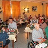 Besinnliche Stunden für Senioren im Advent