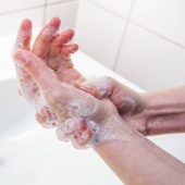 Gute Handhygiene schützt vor Keimen