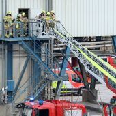 Zwei Arbeiter  in Silo verschüttet