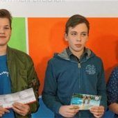 Gewinner holen ihre Preise ab