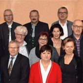 Oberbürgermeisterin Gabriele Bauer dankt Mitarbeitern für Treue und Loyalität