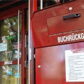 Bücherrückgabe Tag und Nacht