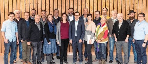 Alois Loferer (Bildmitte) mit seiner Mannschaft für die CSU.Foto re