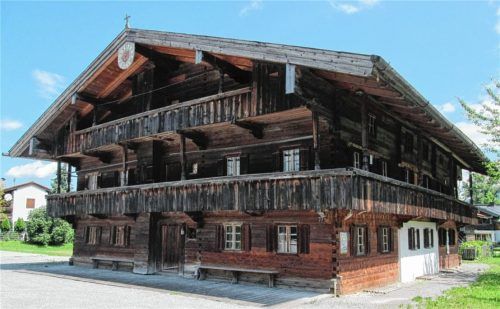 Das Blaahaus und seine Sammlung zur Industriegeschichte sollen ins rechte Licht, den rechten Ton, gesetzt werden – und in das Tourismusangebot des Ortes besser eingebunden sowie länger geöffnet sein.Foto Hoffmann