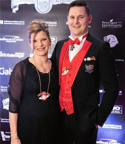 Das glückliche Paar: Sandra von Gottesheim und ihr Lebensgefährte Anton Kieler. Kieler ist im Elferrat der Faschingsgilde Rosenheim. Foto Gröning