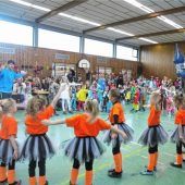 Buntes Treiben in Taufkirchen