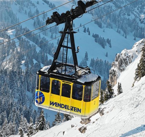 Eine Behörde der Extreme, sozusagen: Die Regierung von Oberbayern prüft unter anderem Bergbahnen wie die auf den Wendelstein, aber auch die U-Bahnen in München. Foto Hofmann