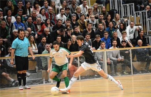 Engagierte Teams vor voller Halle – ein Bild, das es auch heute sicher geben wird.Fotos ru