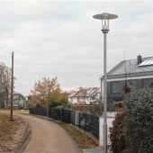 Fünf Lampen für den Radlweg