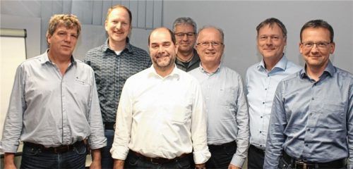 Haben im Netzwerk „Gendorf plus“ mitgearbeitet (von links): Robert Bergmeier (Clariant Moosburg), Stephan Carda (UPM Schongau), Peter Geyer (ISG), Otto Kronwitter (Global Amines), Albert Stoiber (Clariant Gendorf), Jürgen Tröster (ISG) und Olaf Gerlatzek (BYK Chemie Moosburg).Foto re