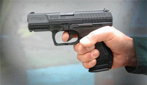 Im Laufe eines Familienstreits soll ein 27-jähriger Palästinenser auch einen Schuss abgegeben haben. Foto dpa