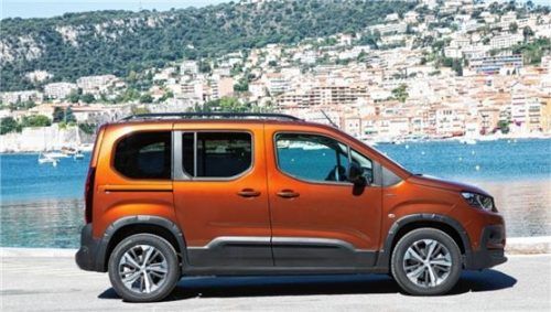 Je nach Stellung der Sitze bietet der Peugeot Rifter bis zu 400 Liter Ladevolumen. Foto Peugeot