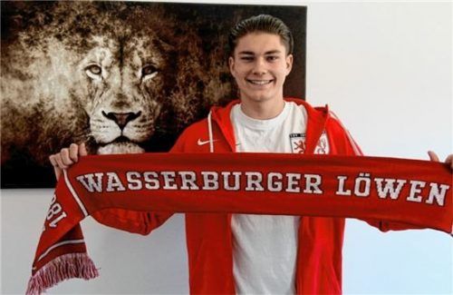 Keanu Wohlfahrt ist neu in Wasserburg.Foto Stürmlinger