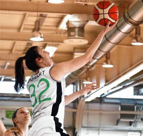 Lindsay Sherbert, hier noch im Aiblinger Trikot, spielt künftig für Wasserburg.Foto Fehrmann